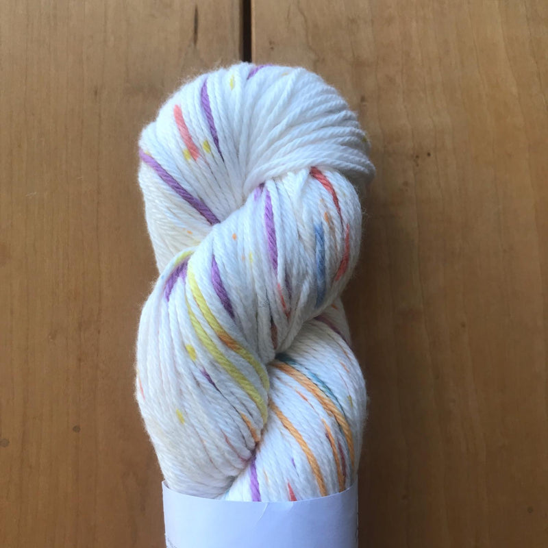 Cotton Supreme Speckles by Universal (worsted)